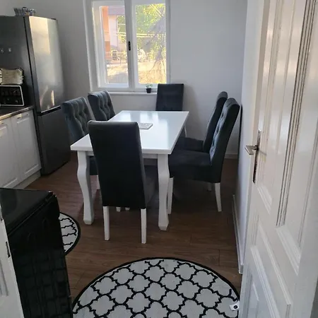 Bosanski Dukat Villa Hadzici